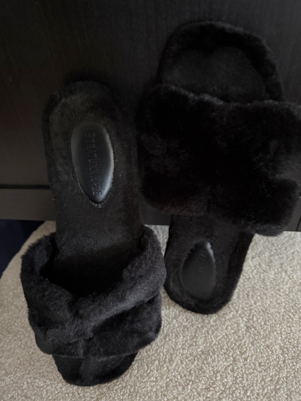 Stratus Kaze Women’s Faux-Fur Slide Slippers Black